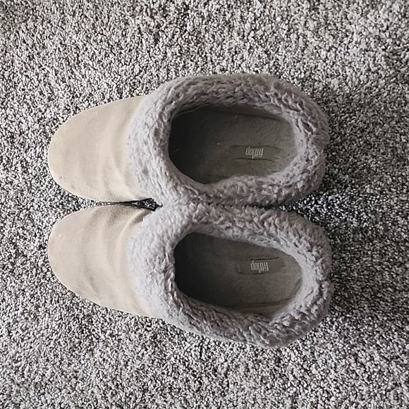 fit flop house shoes